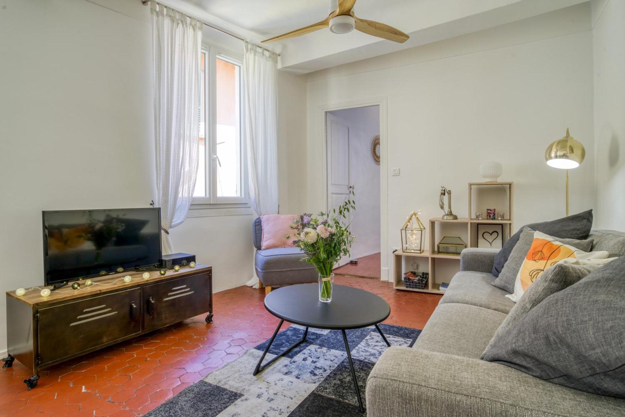 Typique - 2 Bedrooms,Typical Apartment-Old Town Nizza Esterno foto